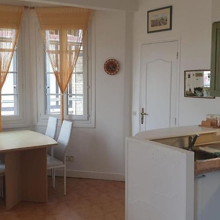 Appartement Front De Mer Vue Mer 3 Personnes + 1 Bebe Hermanville-sur-Mer Екстериор снимка
